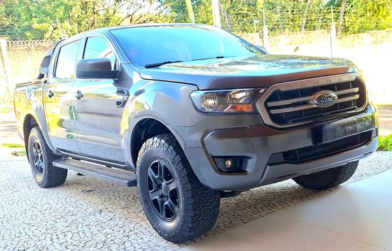 FORD RANGER 2.2 XLS 4X2 CD 16V DIESEL 4P AUTOMÁTICO FORD RANGER 2.2 XLS 4X2 CD 16V DIESEL 4P AUTOMÁTICO